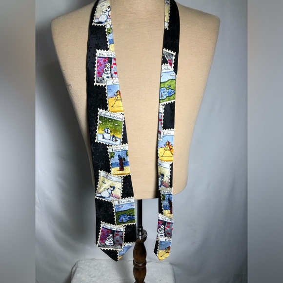 Men’s Christmas Tie. Like New. - Picture 1 of 4